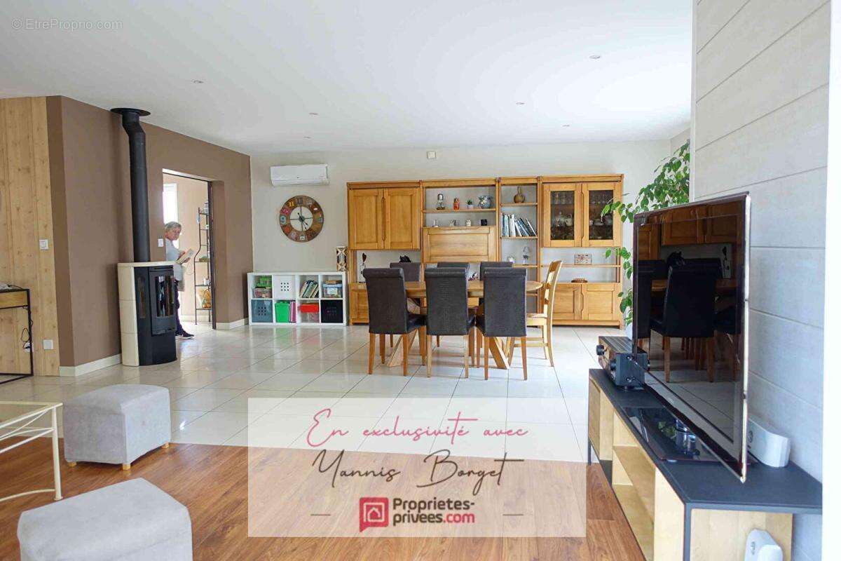 Maison à L&#039;HERBERGEMENT