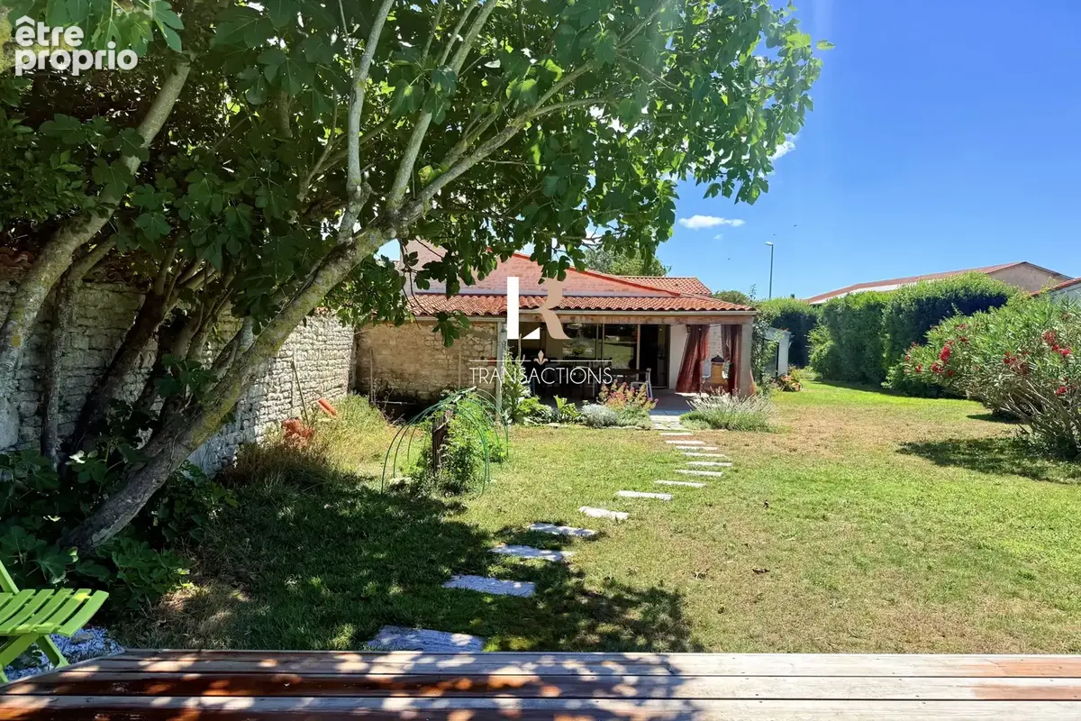 Magnifique charentaise avec piscine, à deux pas des commerces - photo 20