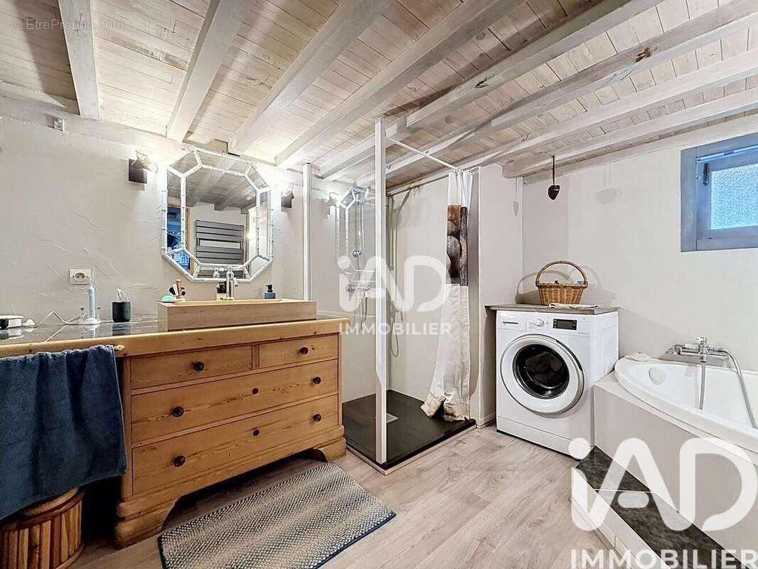 Maison 200 m² à Chandai  - photo 6