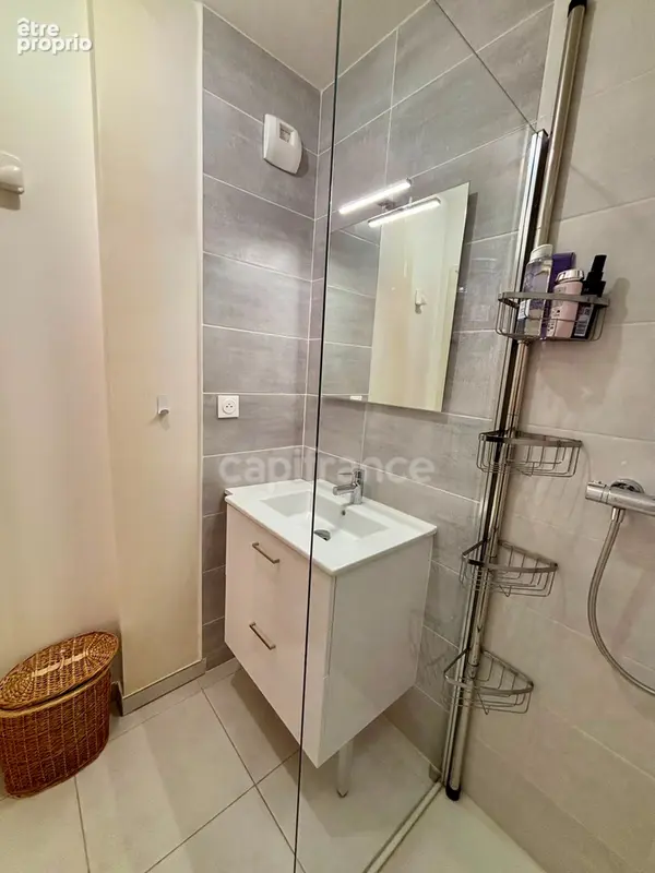 Appartement à vendre 4 pièces HYERES (83) - Plain pied - 2 parkings - 2 terrasses - photo 33