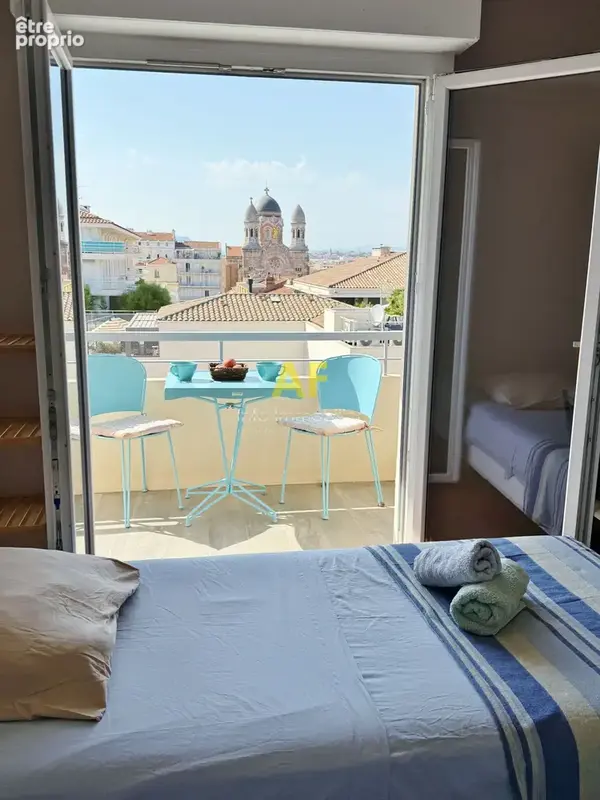 Grand appartement avec terrasse à acheter à Saint-Raphaël - photo 8