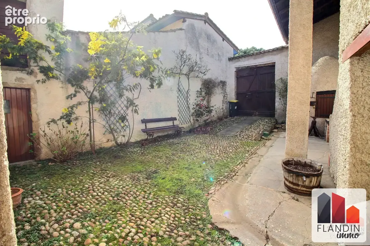 Maison 4 pièces 95 m² à vendre à Vernaison (69390) - photo 8