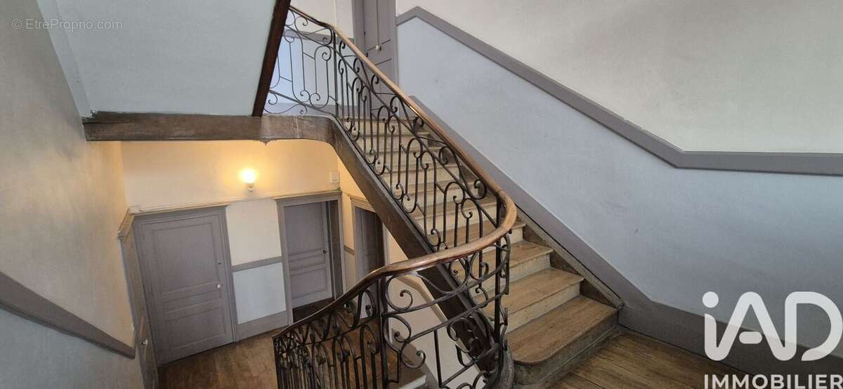 Photo 6 - Appartement à LONS-LE-SAUNIER