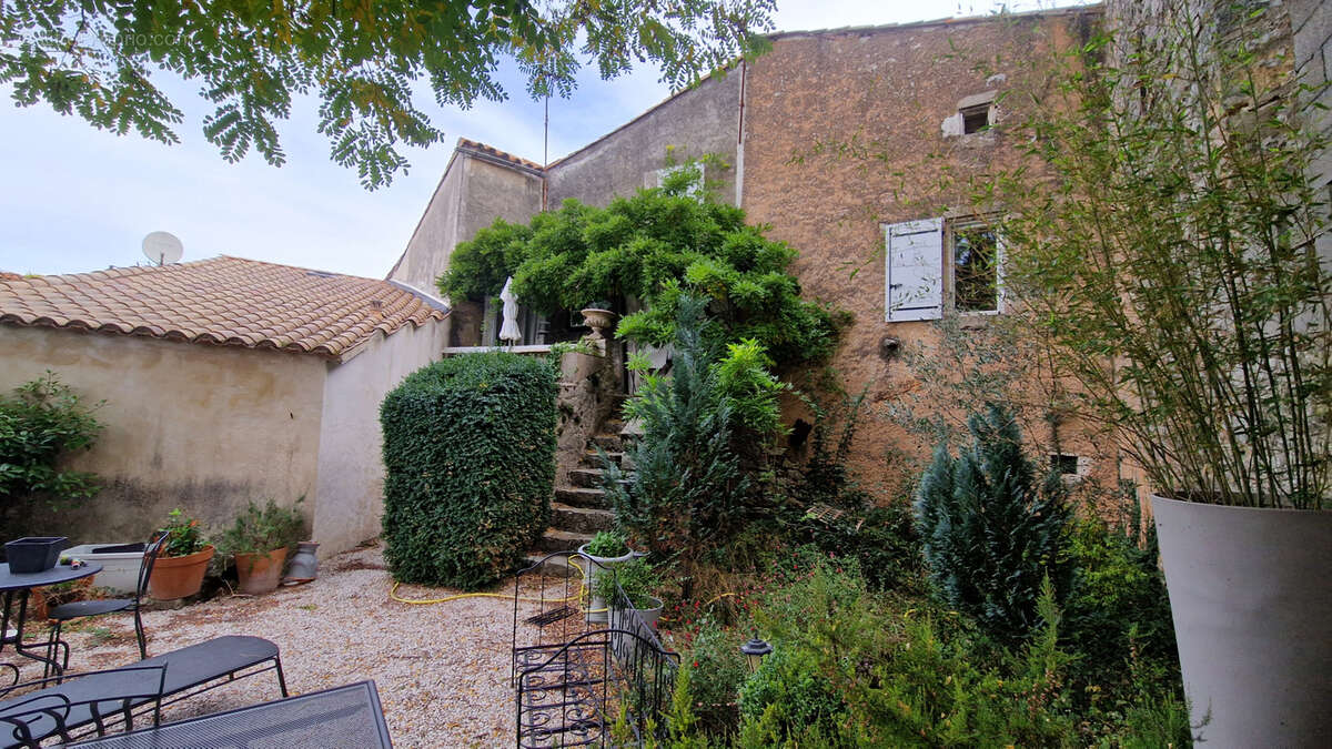 Maison à SAINT-MAURICE-NAVACELLES