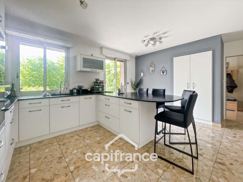 Maison d'Architecte 175m2 1464m2 de terrain clos et arboré - photo 10