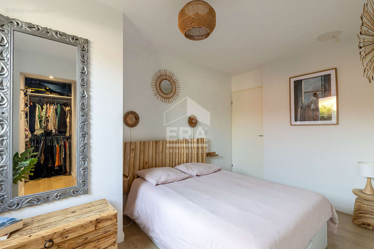 Appartement à BRUGUIERES