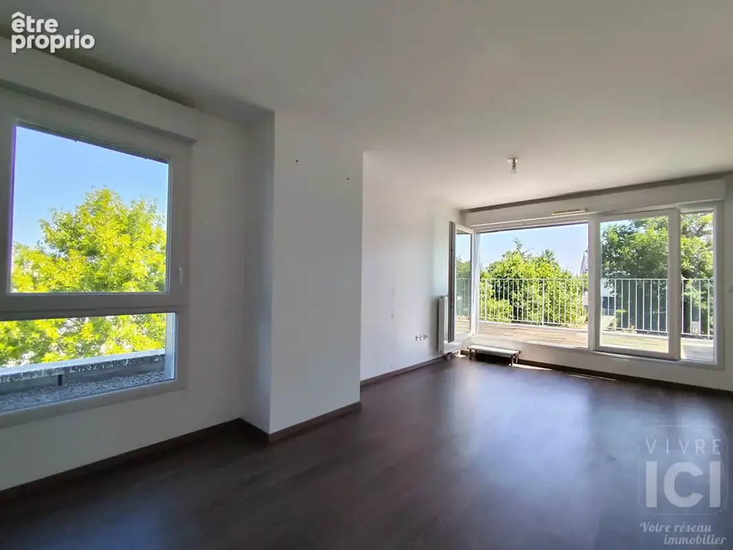 A VENDRE  Appartement 77 m²  3 chambres Dernier étage avec ascenseur au coeur d'Orvault-Bourg - photo 4