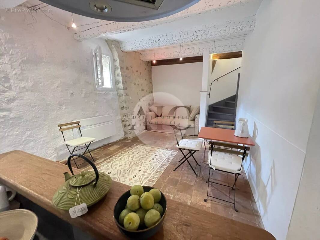 Appartement à FAYENCE