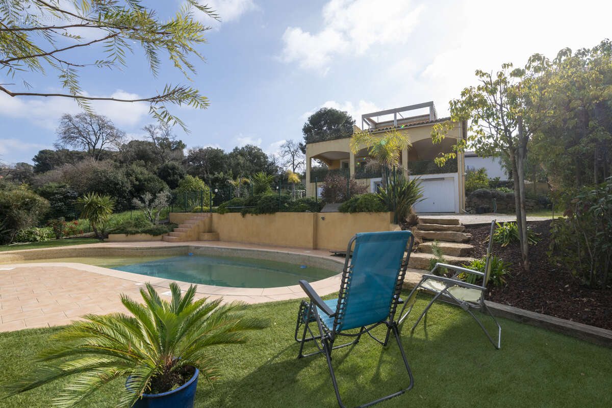 Maison à SIX-FOURS-LES-PLAGES