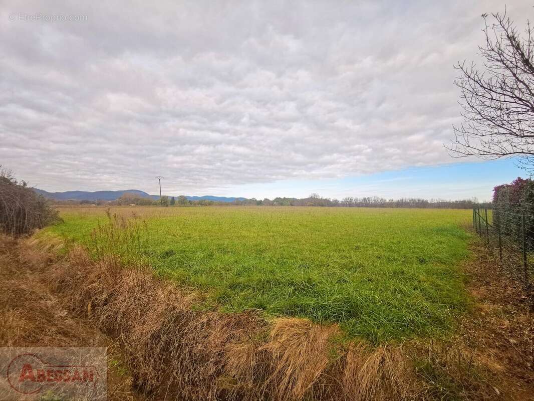 Terrain à SAINT-CHRISTOL-LES-ALES