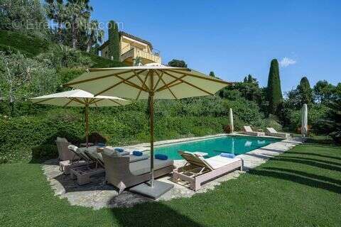 Maison à MOUGINS