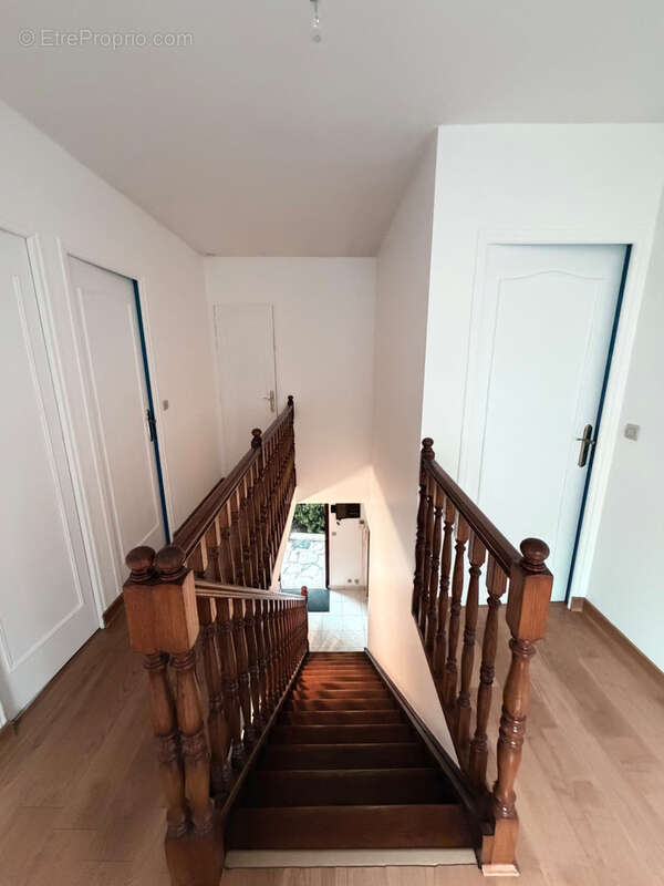 Maison à LA VILLE-DU-BOIS