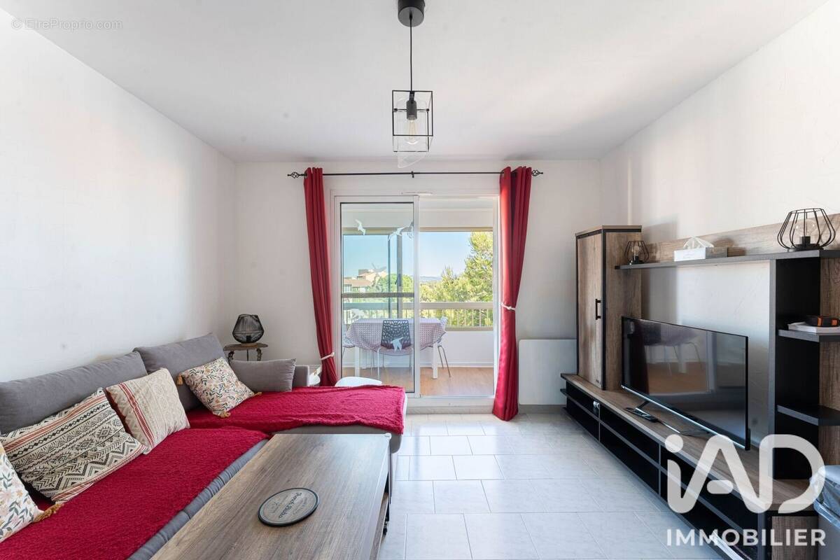 Photo 1 - Appartement à SIX-FOURS-LES-PLAGES