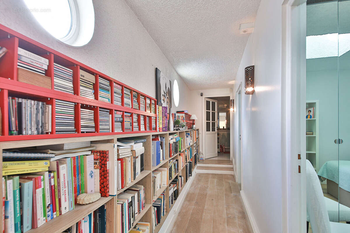 Appartement à SURESNES