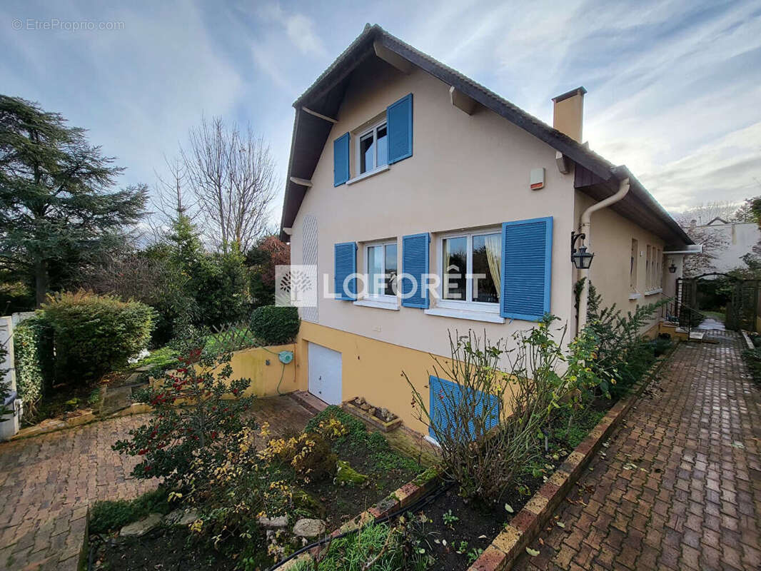 Maison à MARLY-LE-ROI