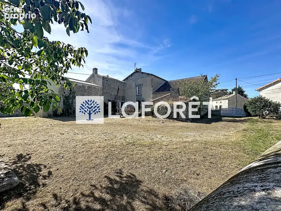 Photo Maison à Louin au prix de 67 340€