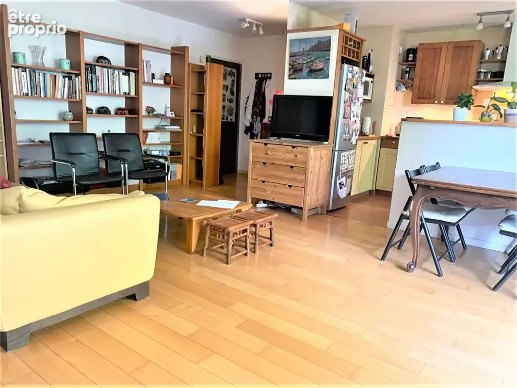 Appartement  4 pièce(s) 93m² + Cave +2 Parkings - photo 12