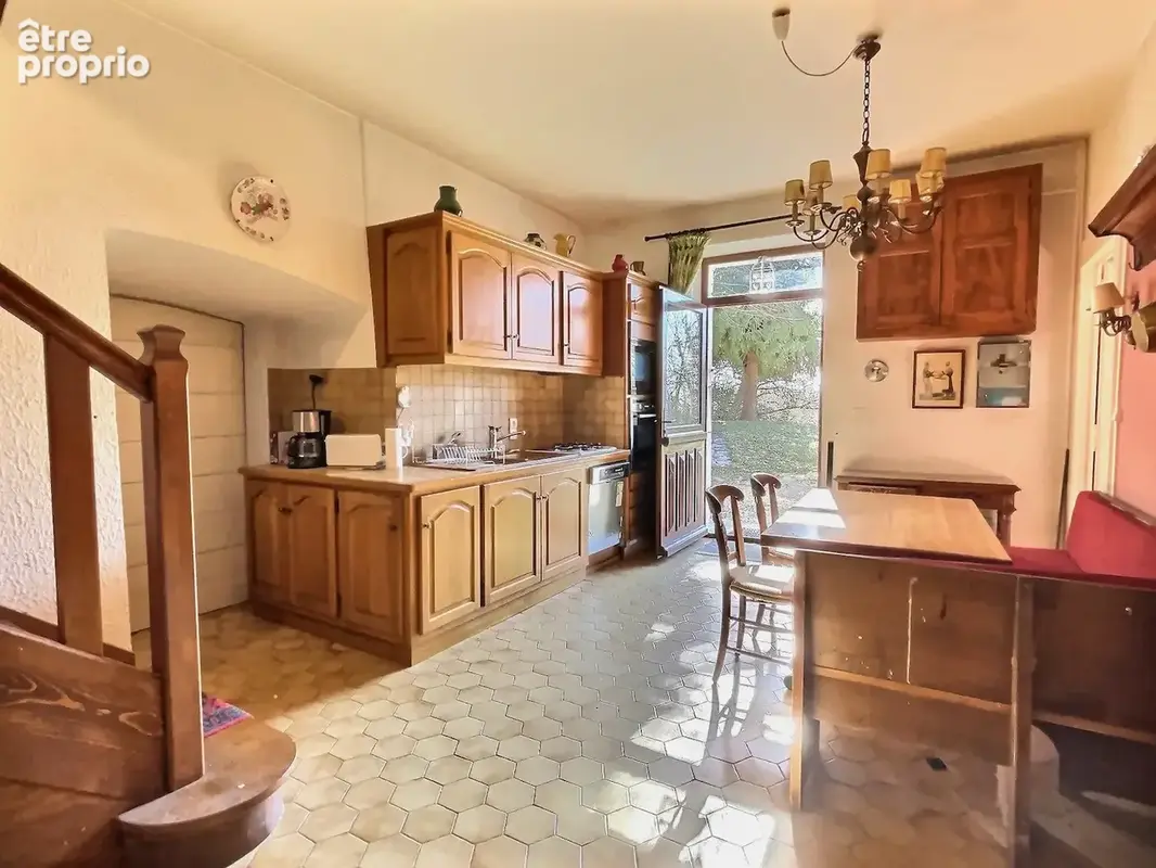Maison de charme 5 chambres - Grand terrain - Investissement - photo 8