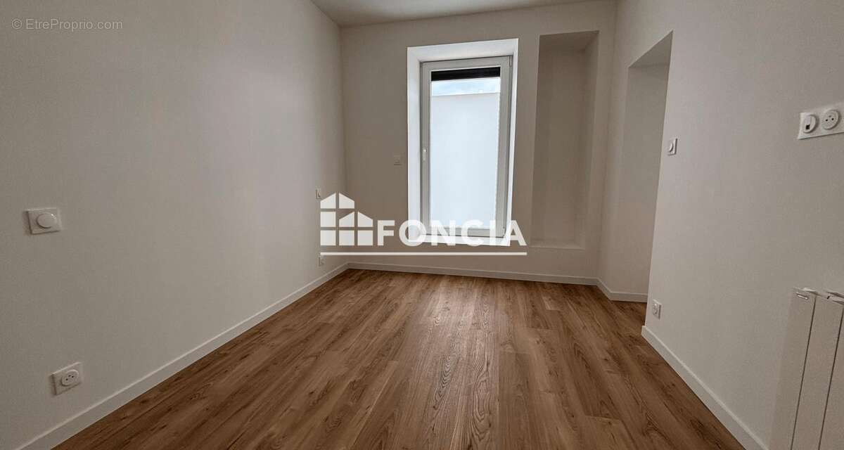 Appartement de Type 3 entièrement restauré - photo 4