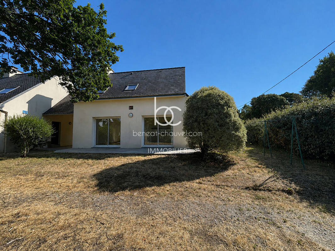 Maison 5 pièces 75 m² · à Sarzeau · 74,9 m² · 367 500 €