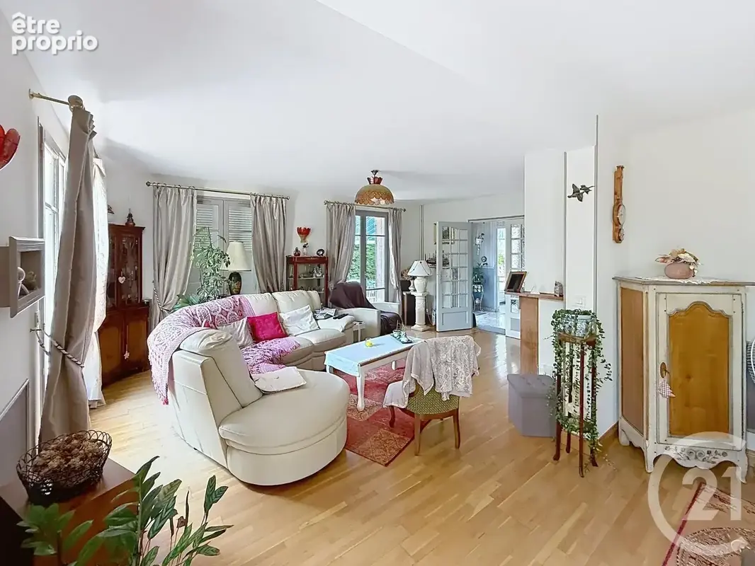 Maison 6 pièces 146 m² à vendre à Chartres (28000) - photo 6