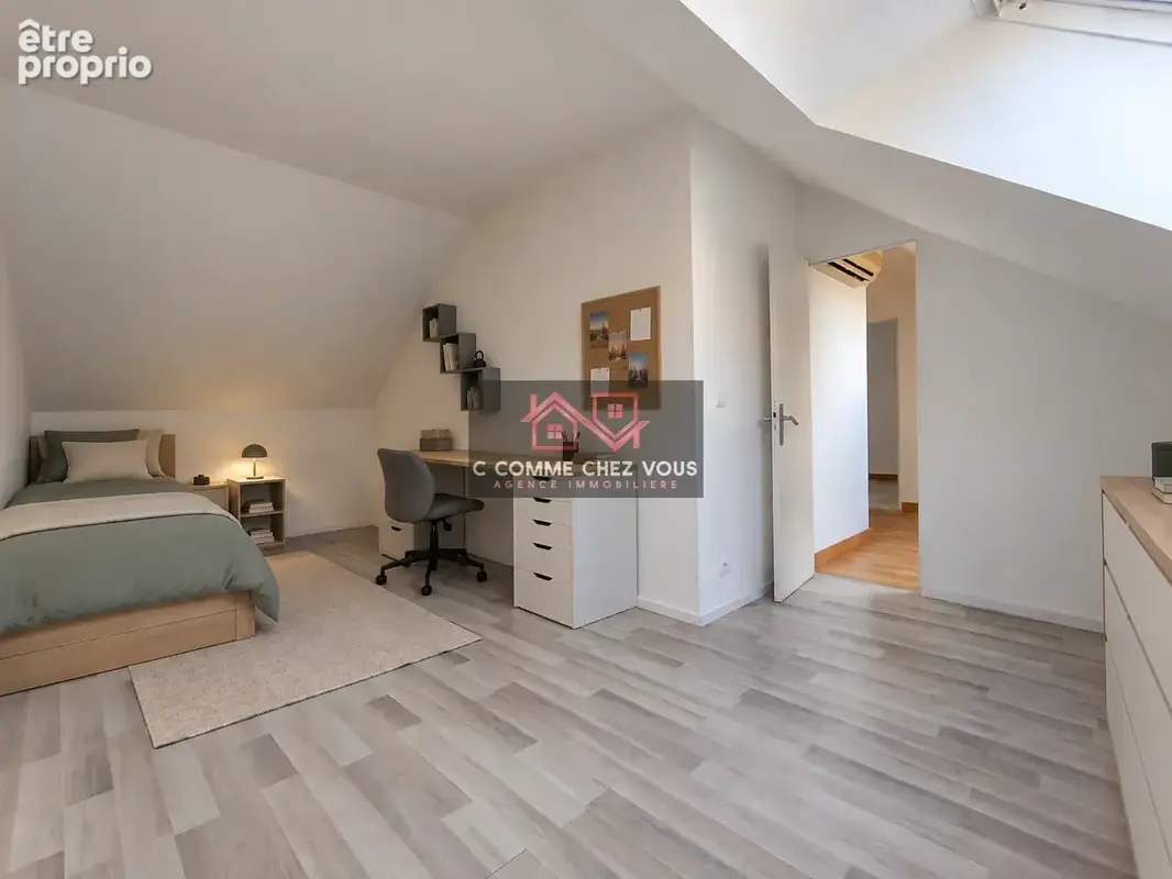 Domaine Poirier à Ozoir-la-Ferrière   Maison familiale de 150 m2 - photo 11