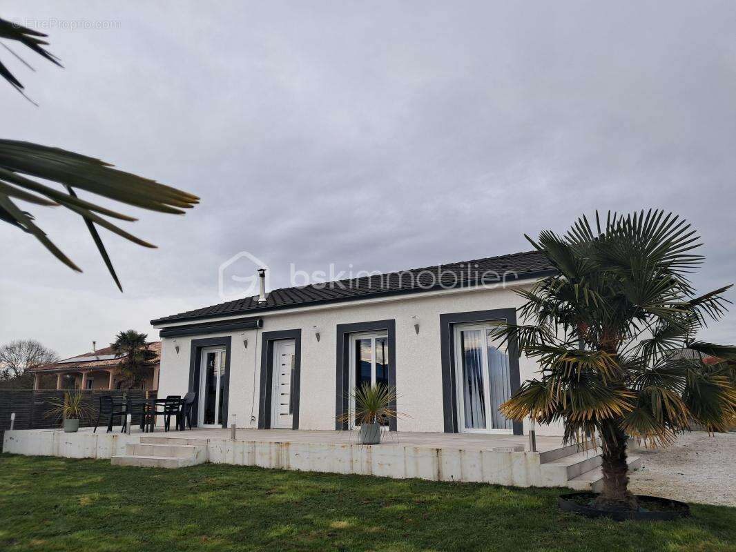 Maison à LABARTHE-INARD