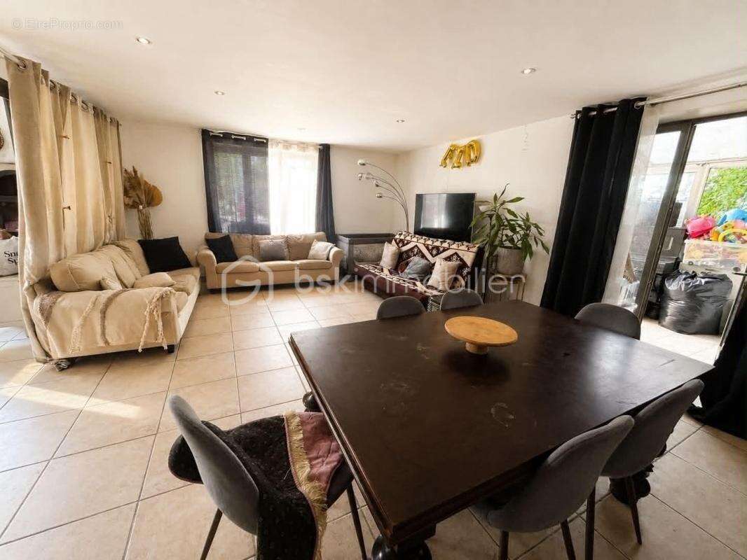 Appartement à MEREVILLE