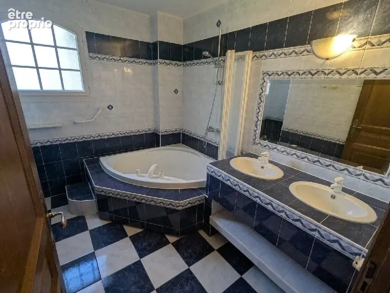 Propriété ou Château 10 pièces - photo 9