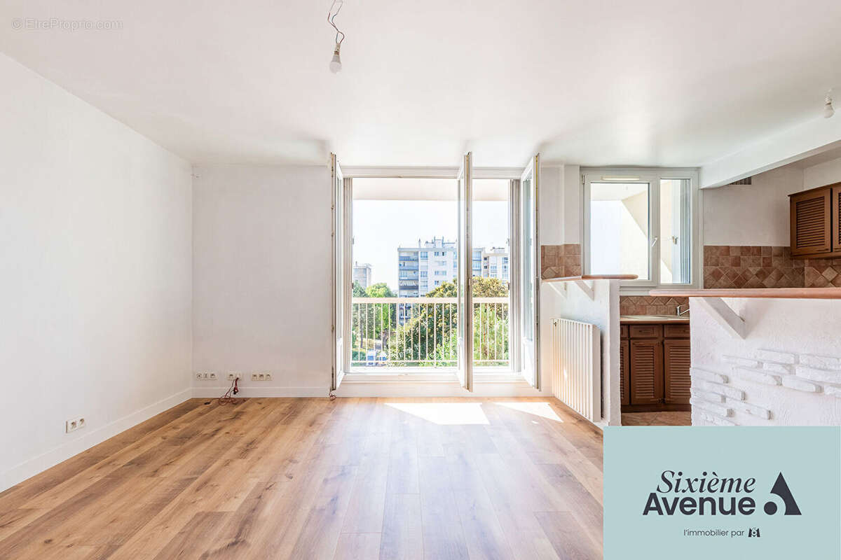 Appartement à CHILLY-MAZARIN