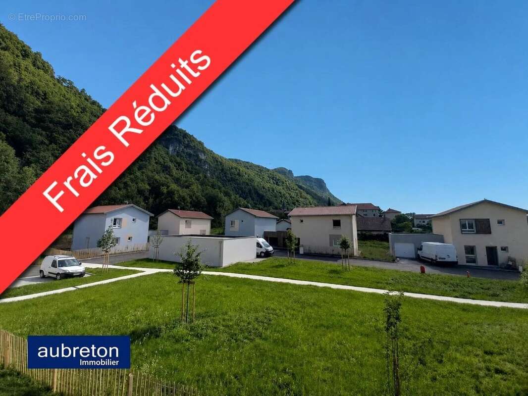 Maison à COGNIN-LES-GORGES