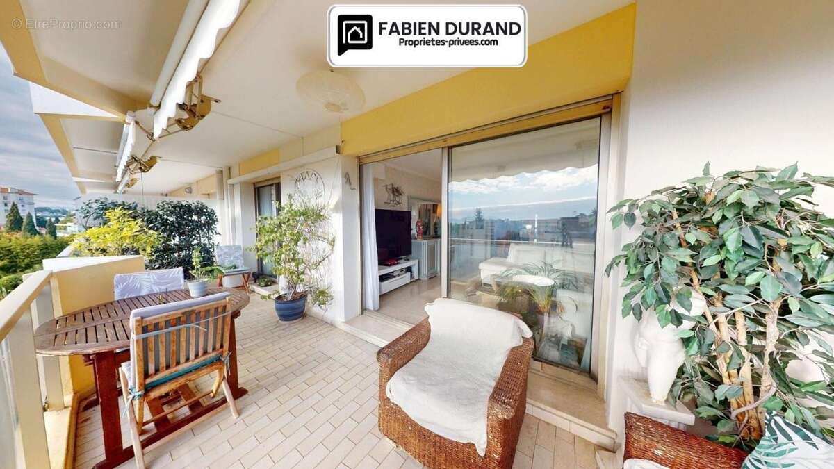 Appartement à CANNES