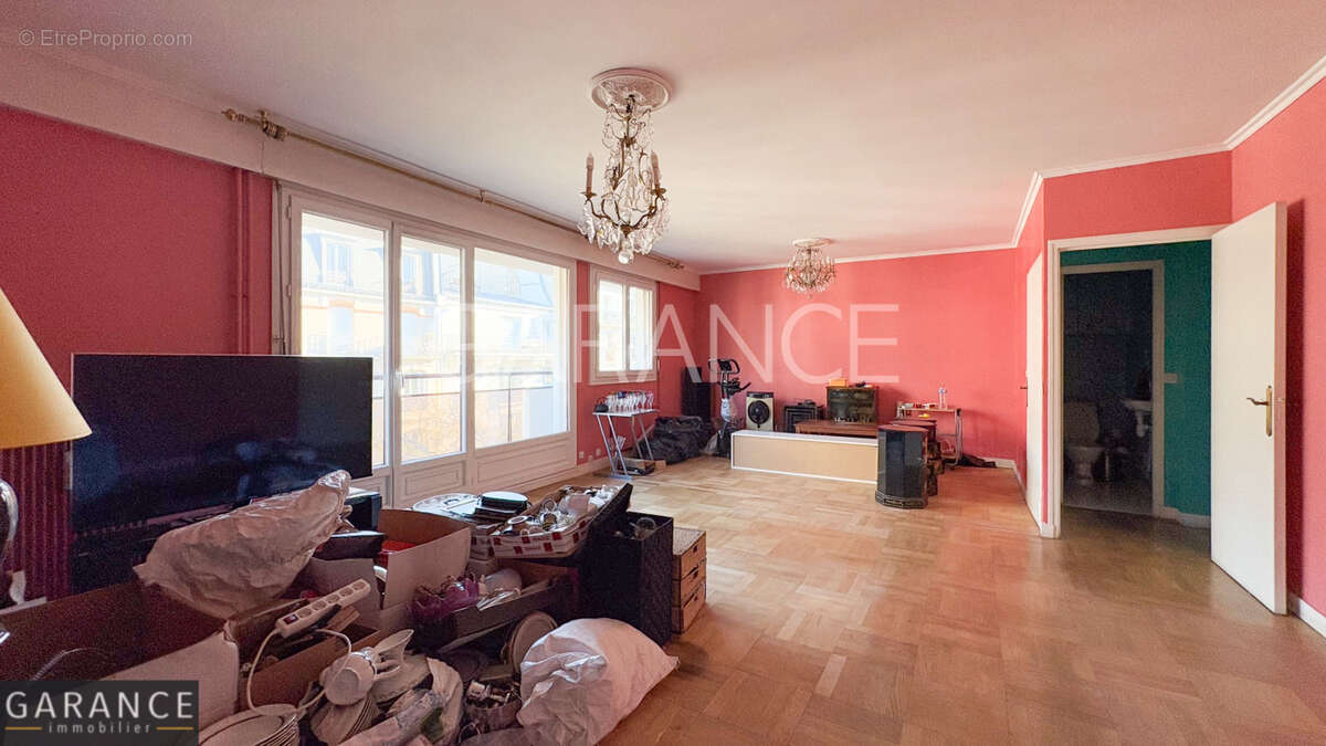 Appartement à PARIS-12E