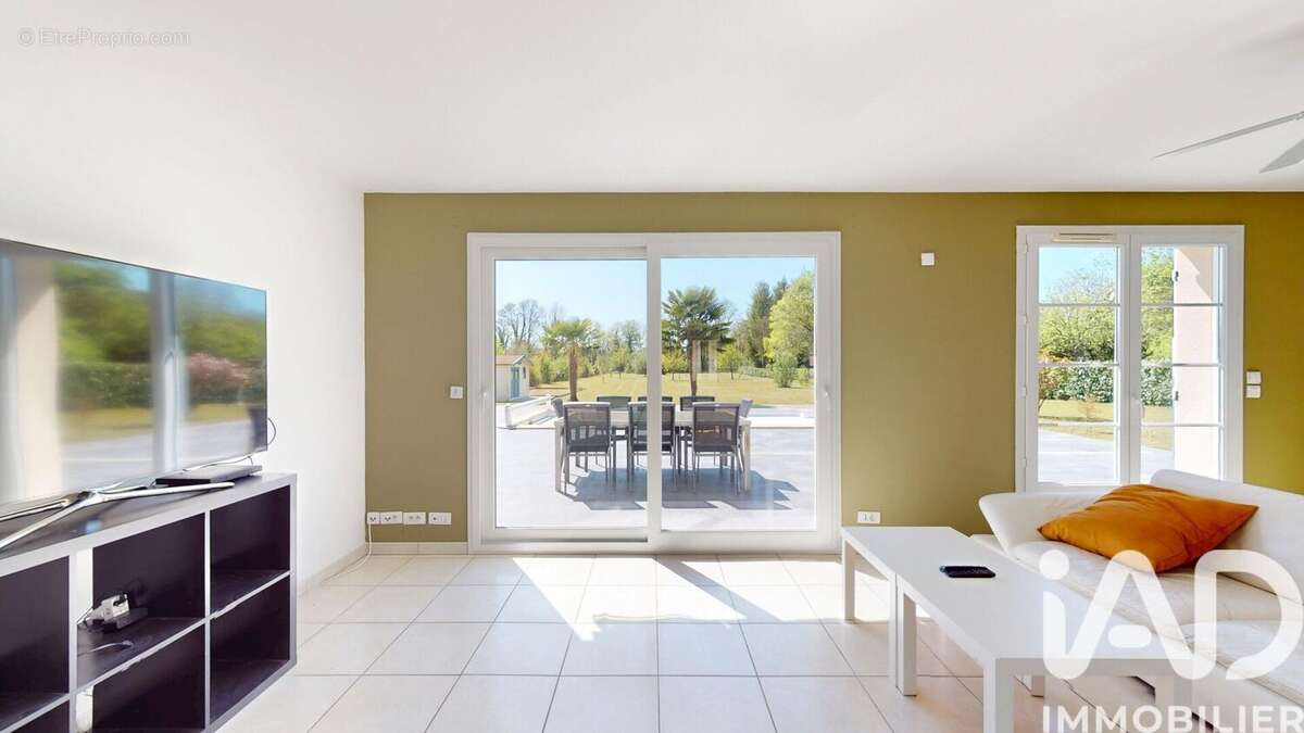 Maison 178 m² à Andryes  - photo 7