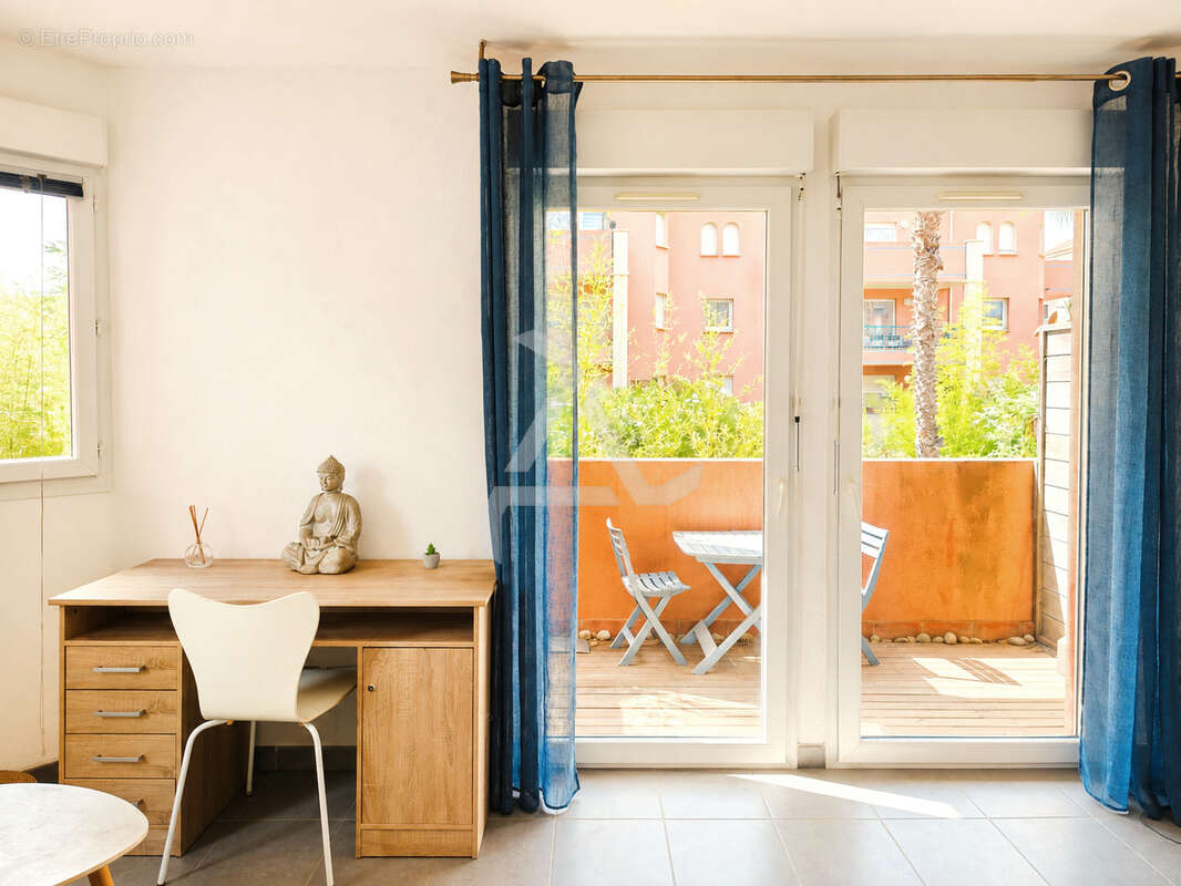 Studio de 27m2 avec terrasse sur le port de plaisance de porto-vecchio - photo 7