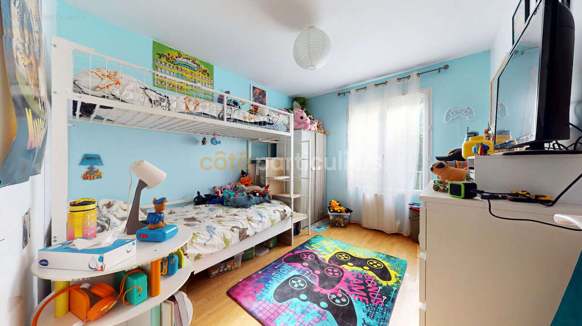 Appartement à SAINT-REMY-LES-CHEVREUSE