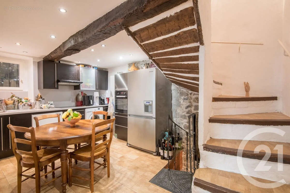Appartement à VILLENEUVE-LOUBET