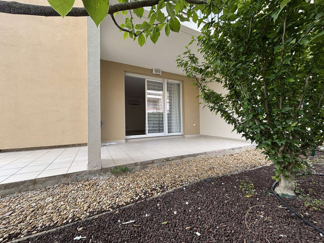 Appartement à GANGES