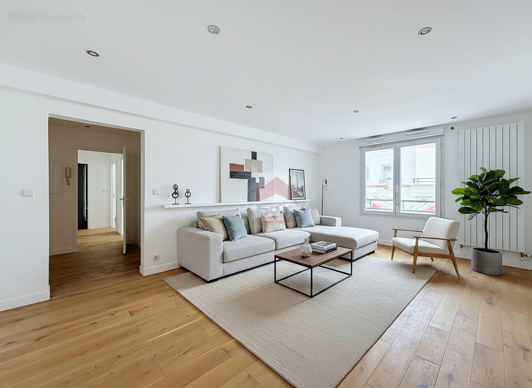 Appartement à SURESNES