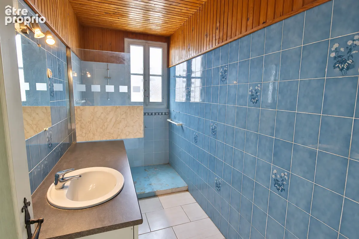 Maison T5 - 107m2 - Yzeure - photo 10