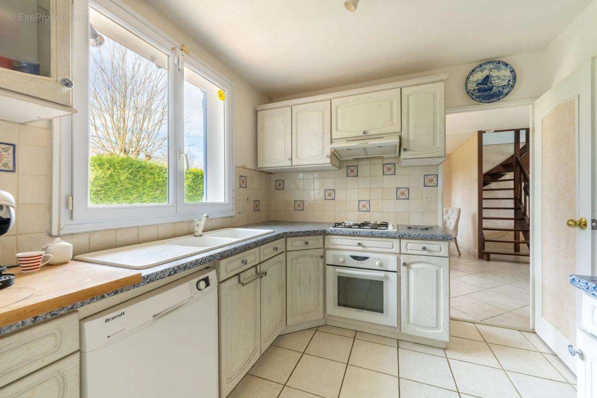 Maison à MAREIL-SUR-MAULDRE