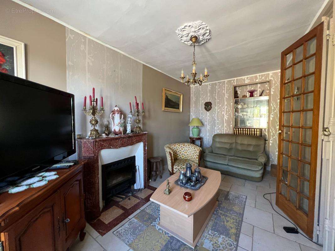 Maison à FERRIERES-EN-BRIE