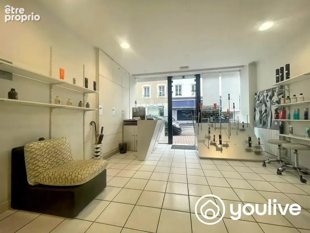 À vendre – fonds de commerce salon de coiffure – la roche-sur-yon centre-ville - photo 8