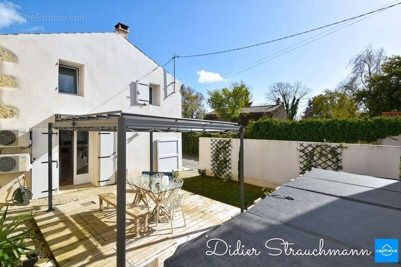 Maison à AIGREFEUILLE-D'AUNIS