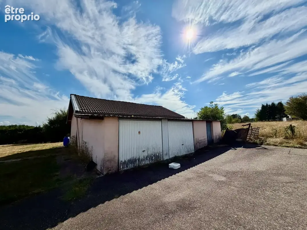Vente propriété, pavillon +  bâtiment de 700 m2 env sur terrain de 2,12 ha LURE - photo 37