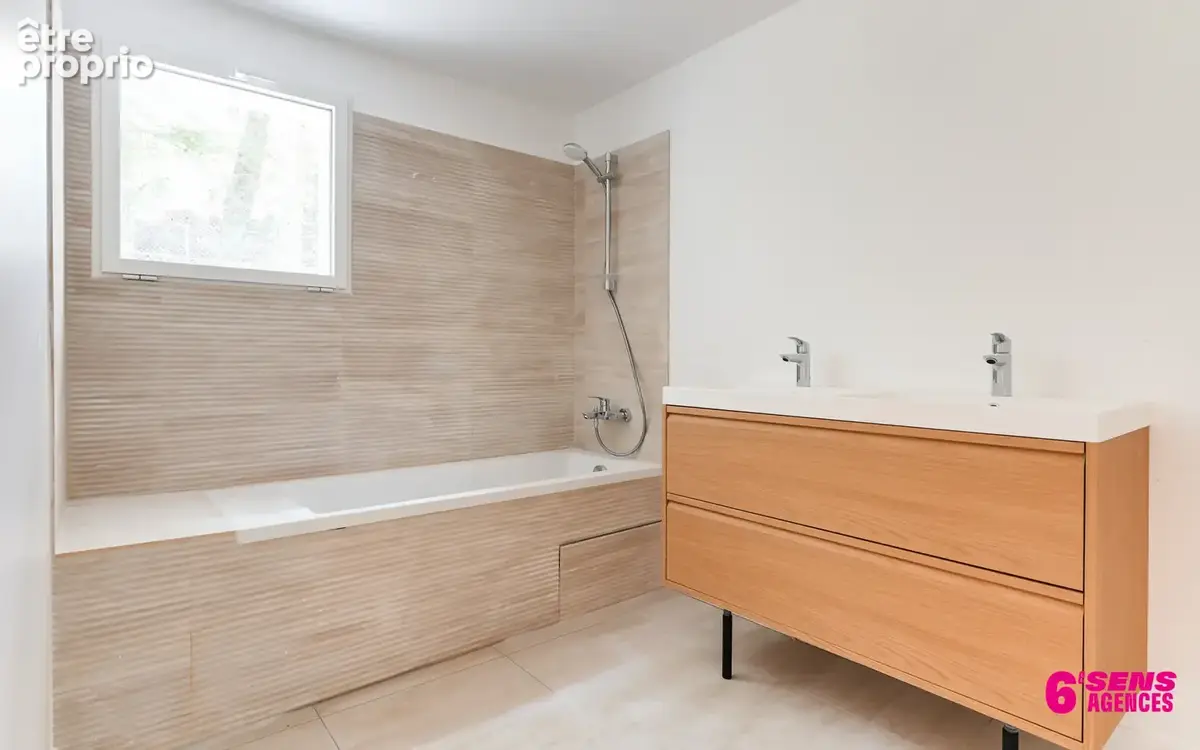 Maison familiale renovee - photo 15