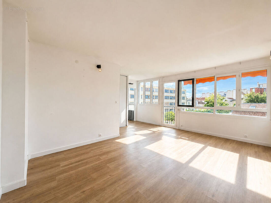 Appartement à FONTENAY-SOUS-BOIS