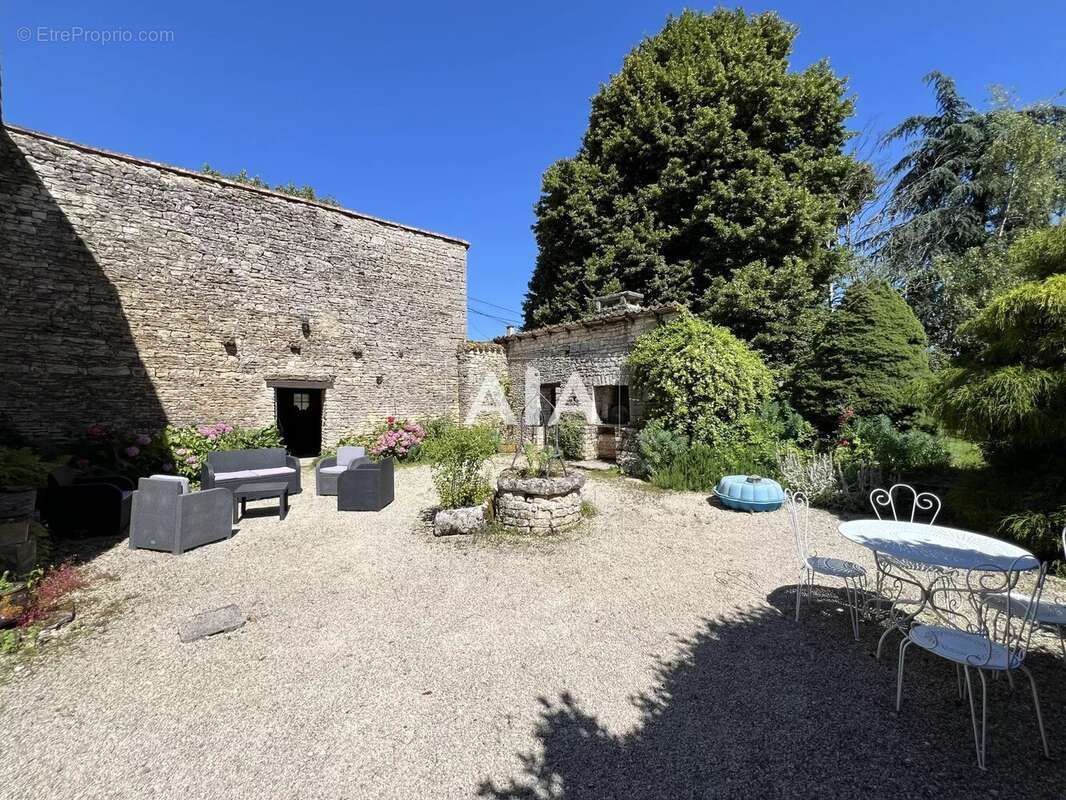 Maison à CIVRAY