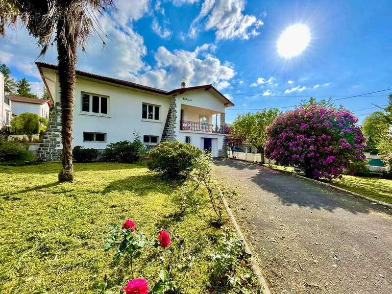 Maison à CAMBO-LES-BAINS