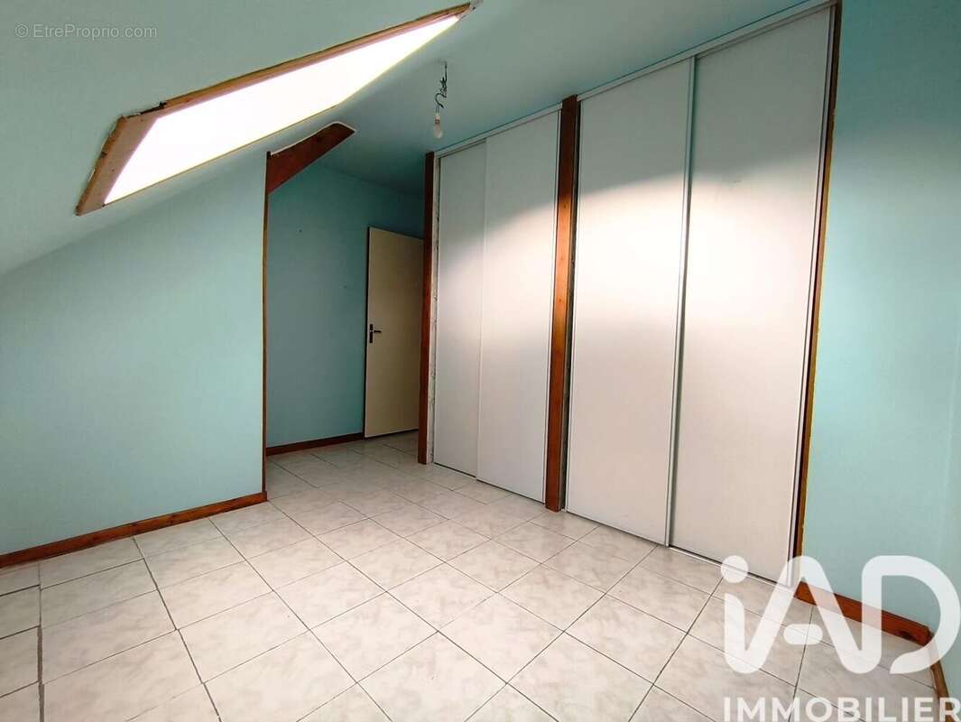 Maison 72 m² à Donnemarie-Dontilly  - photo 7